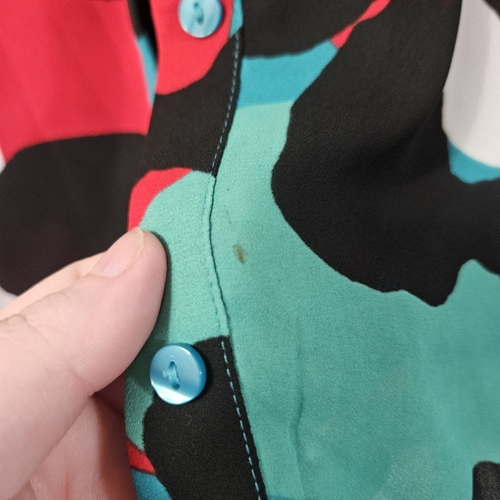 Worthington Animal Print Vibrant Multicolor Sleeveless Blouse! - Picture 2 of 6